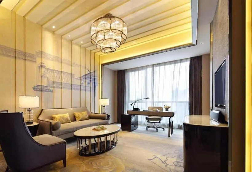 سوئیت با تخت بزرگ, Wanda Realm Fuyang