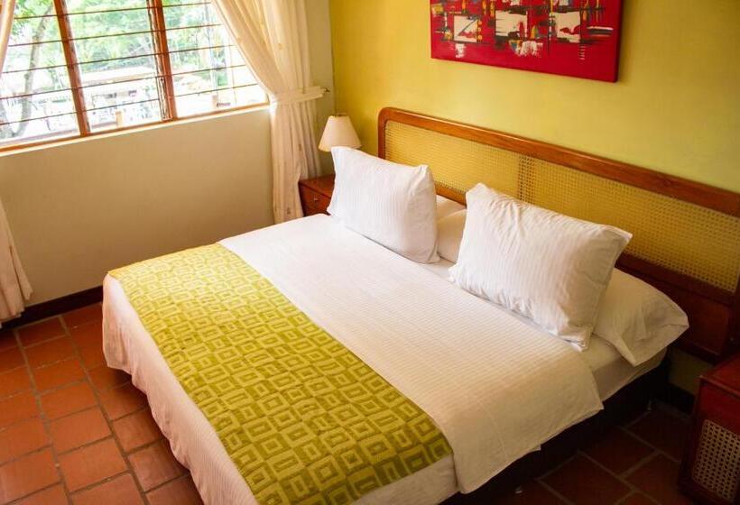 Номер Стандарт, Hosteria Guaracú