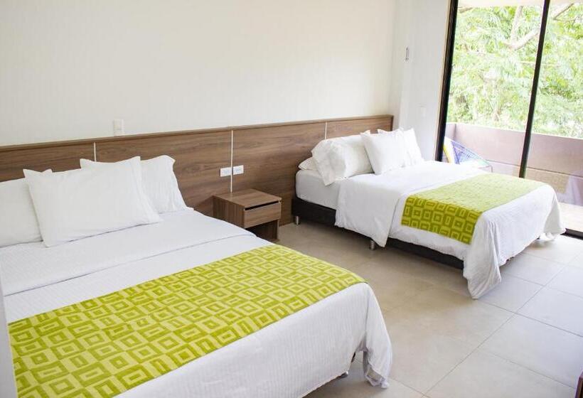 חדר סופריור לארבעה, Hosteria Guaracú