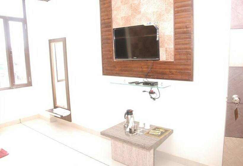 디럭스 룸, Prem Bandhan