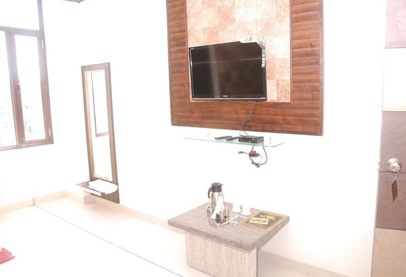 디럭스 룸, Prem Bandhan