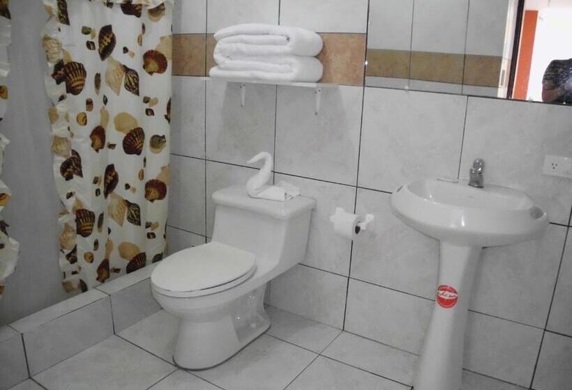 اتاق استاندارد چهار تخته, Rc Tonsupa