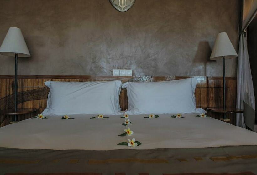 اتاق اکونومی, Isalo Rock Lodge