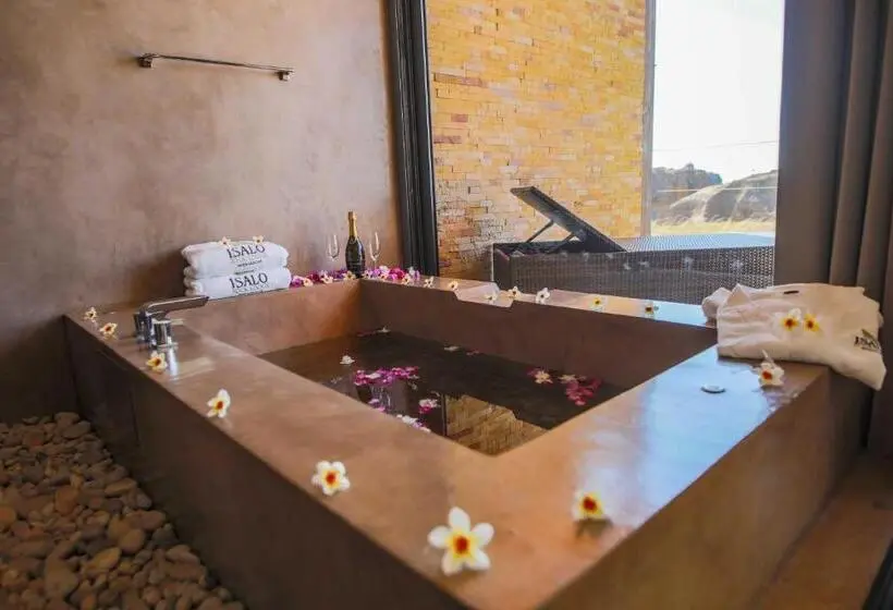 اتاق اکونومی, Isalo Rock Lodge