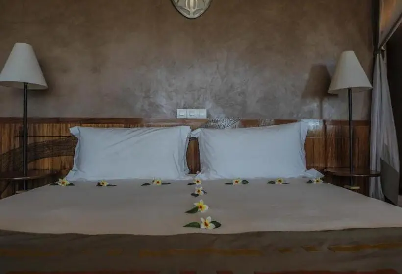 اتاق اکونومی, Isalo Rock Lodge