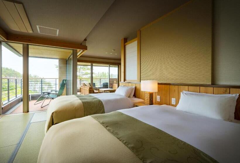 סוויטה נוף לים, Nagisatei Taroan