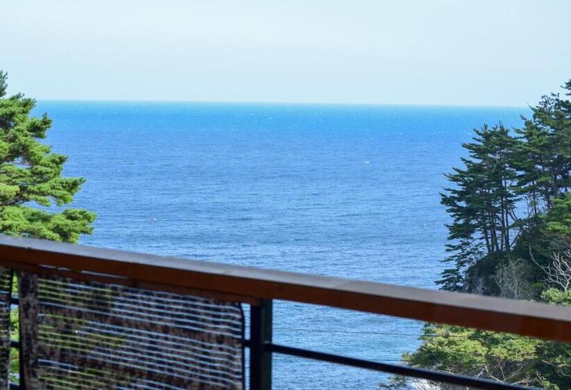 סוויטה נוף לים, Nagisatei Taroan