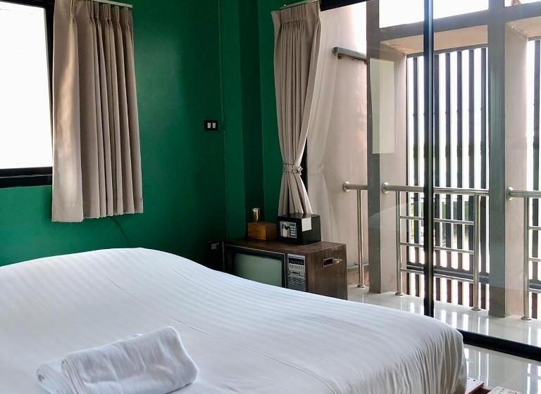اتاق استاندارد با بالکن, Yimwhan Hostel & Cafe Ayutthaya