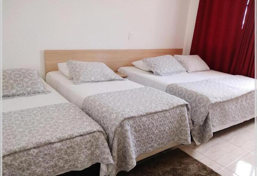 スタンダード4人部屋, Anjos Ltda