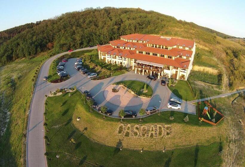 Номер Superior, Cascade Resort & Spa