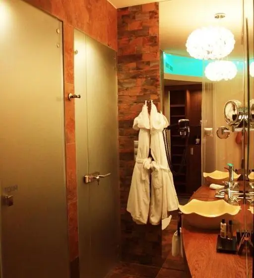 スーペリアールーム, Cascade Resort & Spa