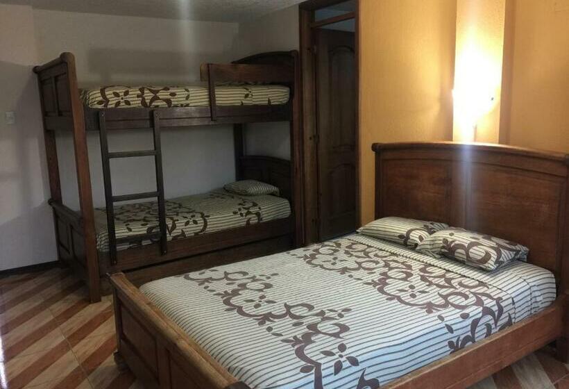 اتاق خانوادگی, Kemarios