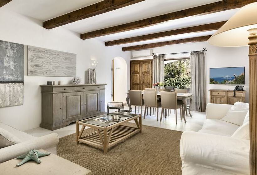 סוויטה אקזקיוטיב, Relais Villa Carola