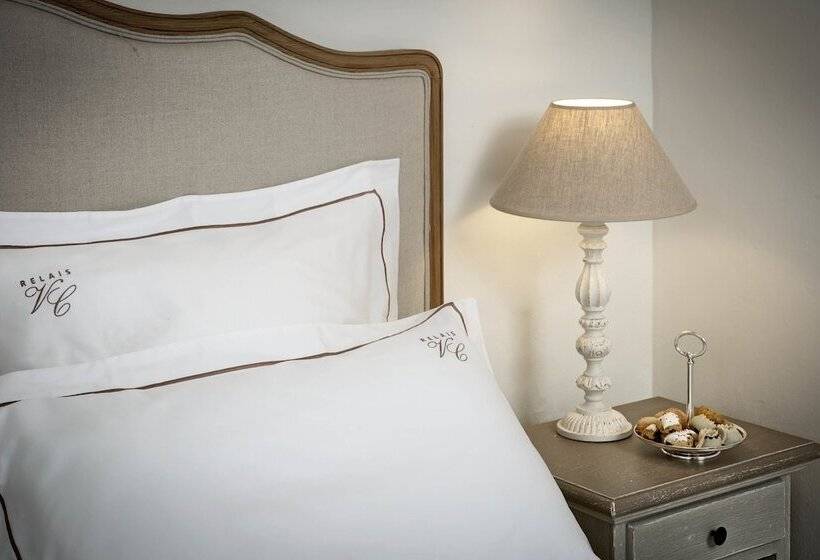 اتاق راحتی, Relais Villa Carola