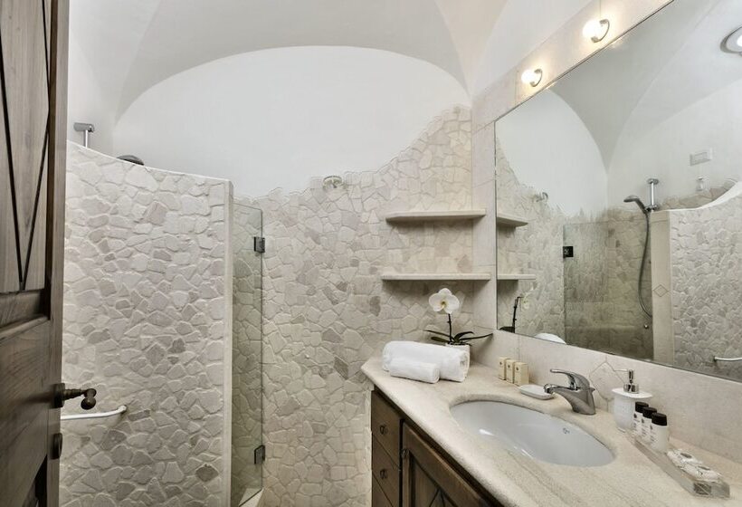 חדר דלוקס נוף לים, Relais Villa Carola