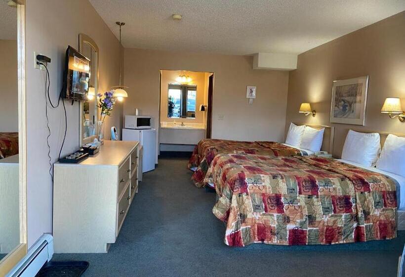 غرفة كلاسيكية رباعية, Ranchland Inn