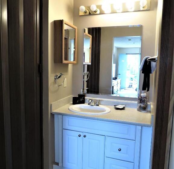 غرفة كلاسيكية رباعية, Ranchland Inn