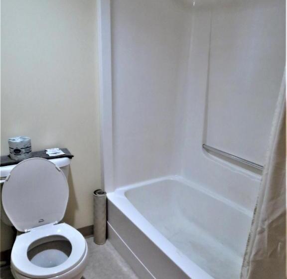 Четырехместный Номер Классик, Ranchland Inn