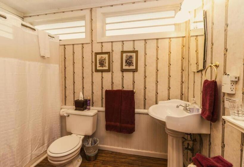 デラックストリプルルーム, Simmons Bond Inn Bed & Breakfast