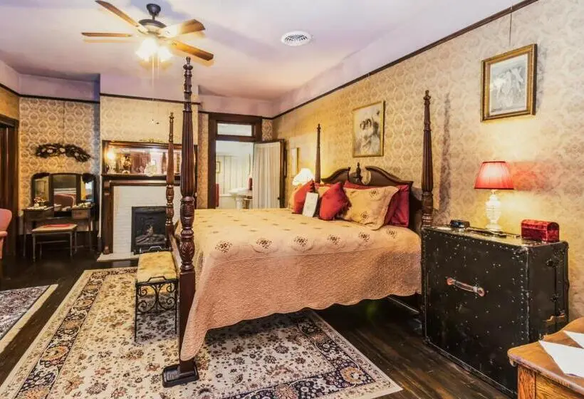 デラックストリプルルーム, Simmons Bond Inn Bed & Breakfast