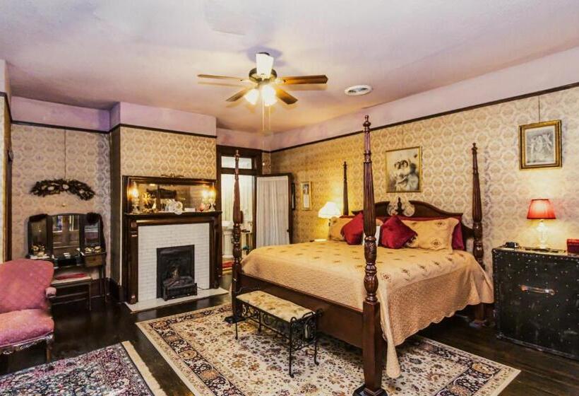 デラックストリプルルーム, Simmons Bond Inn Bed & Breakfast