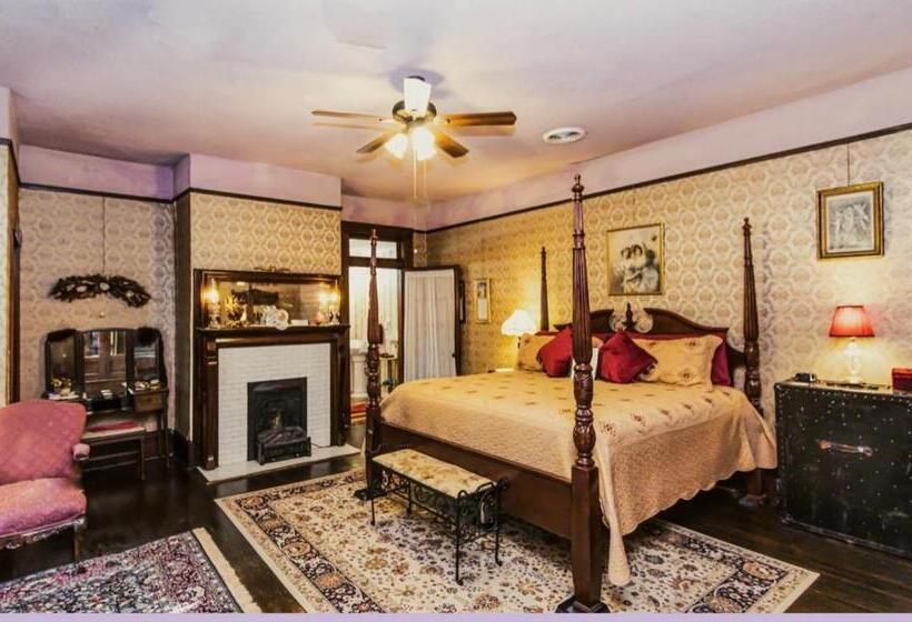 デラックストリプルルーム, Simmons Bond Inn Bed & Breakfast