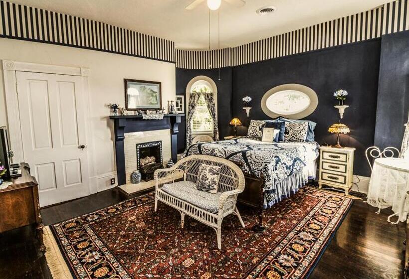 デラックスルーム, Simmons Bond Inn Bed & Breakfast