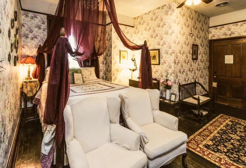 スーペリアールーム, Simmons Bond Inn Bed & Breakfast