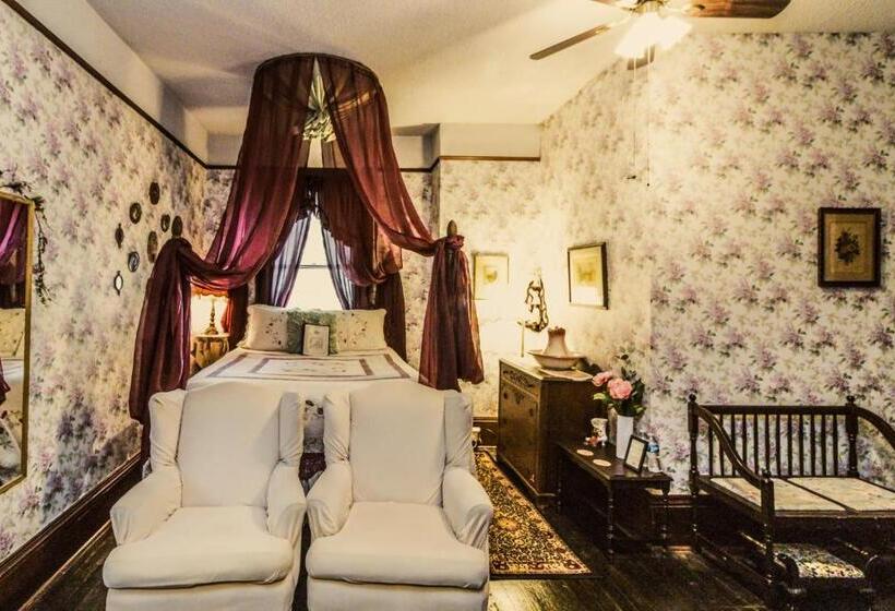 スーペリアールーム, Simmons Bond Inn Bed & Breakfast