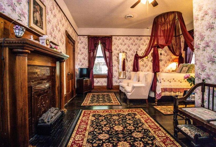 スーペリアールーム, Simmons Bond Inn Bed & Breakfast