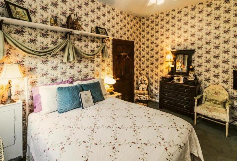 スタンダードルーム, Simmons Bond Inn Bed & Breakfast