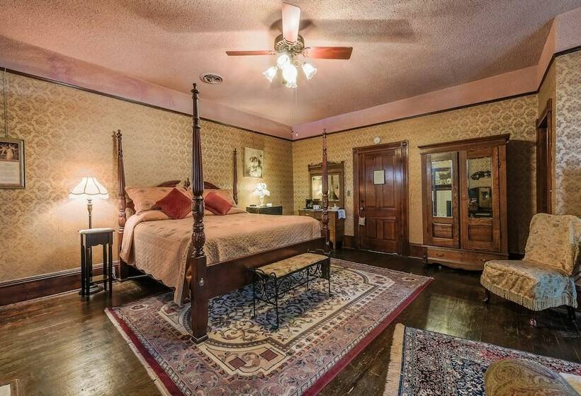 デラックスルーム, Simmons Bond Inn Bed & Breakfast