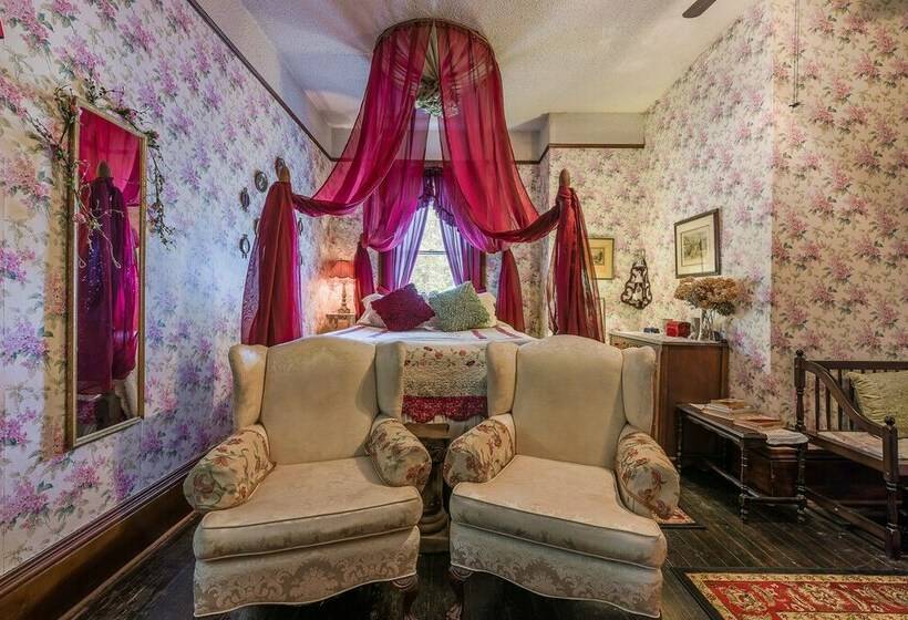 デラックスルーム, Simmons Bond Inn Bed & Breakfast