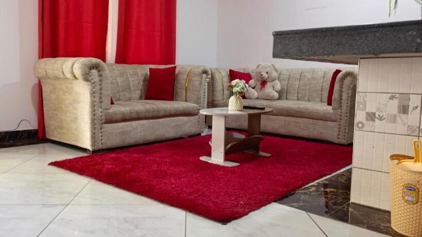 Standardrum, Dreamhome Apartments