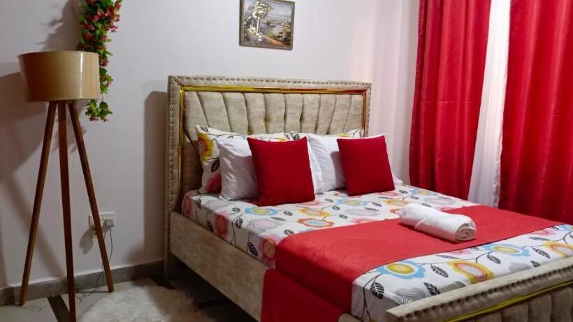 Standardrum, Dreamhome Apartments