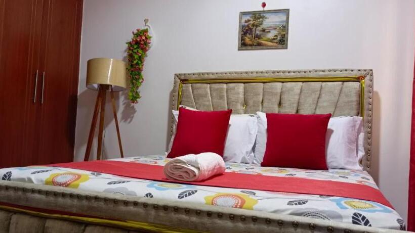 Standardrum, Dreamhome Apartments