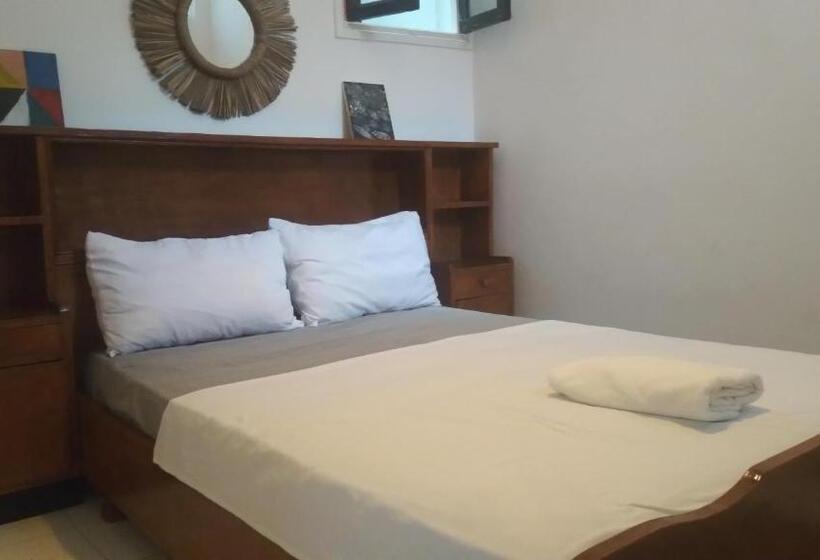 Standard Quadruple Room, Surfer Rosa Hostel