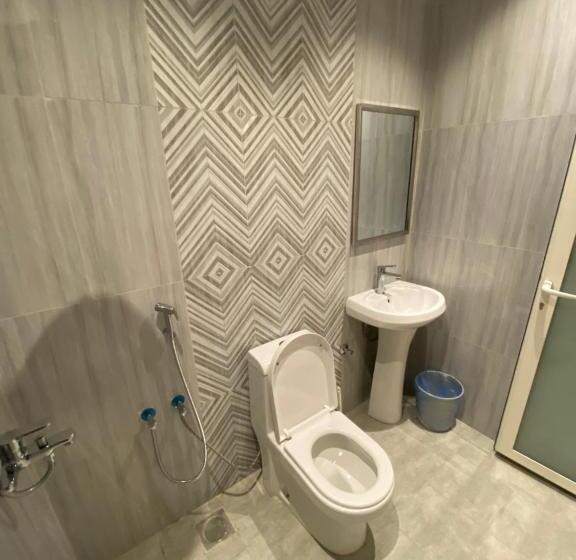 带大床的标准工作室, شقة بغرفة نوم وغرفة جلوس