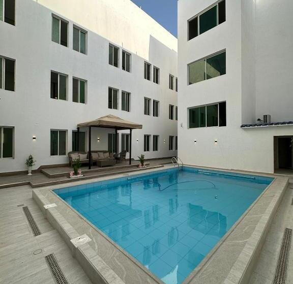 带大床的标准工作室, شقة بغرفة نوم وغرفة جلوس