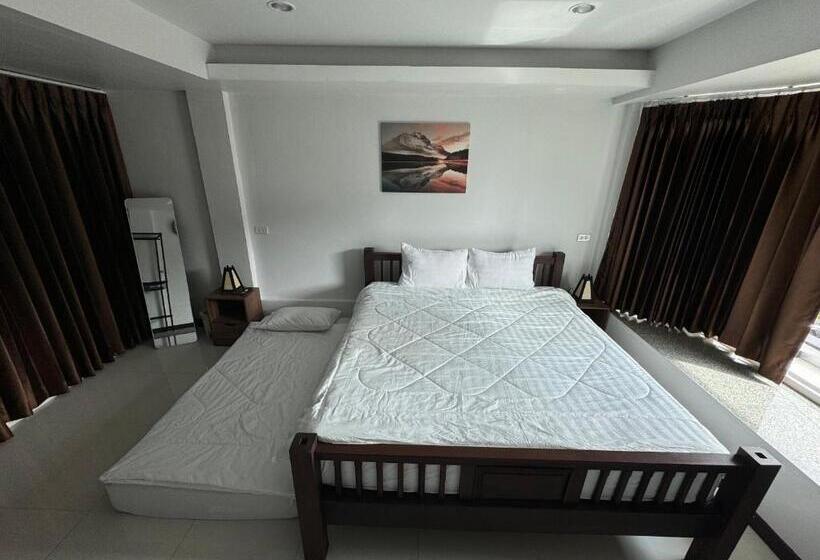 חדר סופריור עם מיטת קינג, Near Airport Chiang Mai