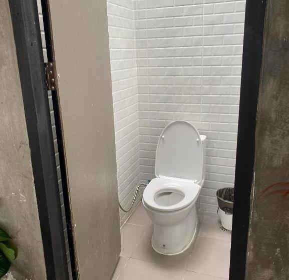 מיטה בחדר משותף, Near Airport Chiang Mai