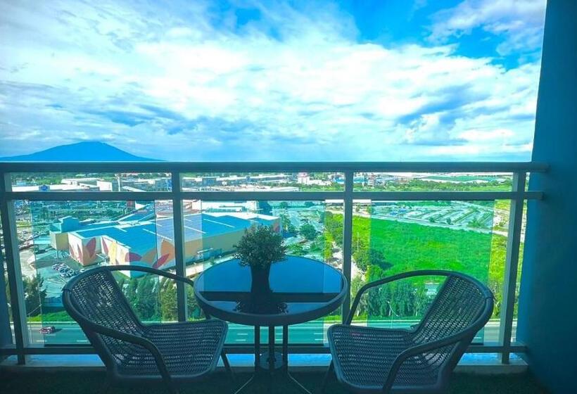 استودیو استاندارد با چشمانداز, Kapediem Suite 1 In Azure North Residences