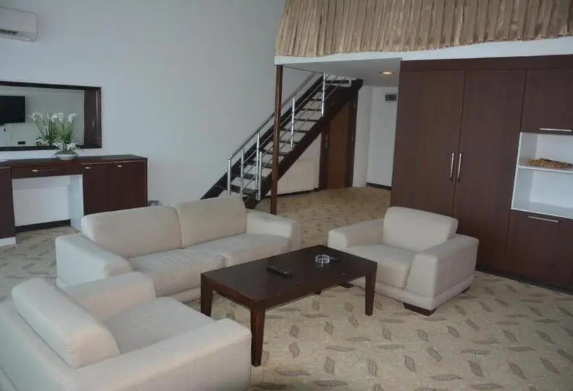 سوئیت با تخت بزرگ, Koç Otel çankırı