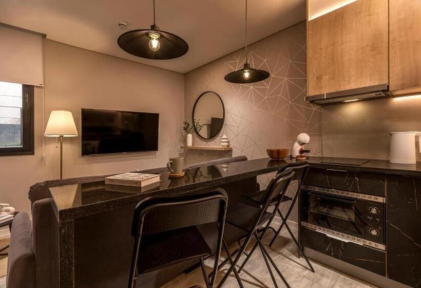 1 Bedroom Premium Apartment, Zentrum Stay & Residences By Ava