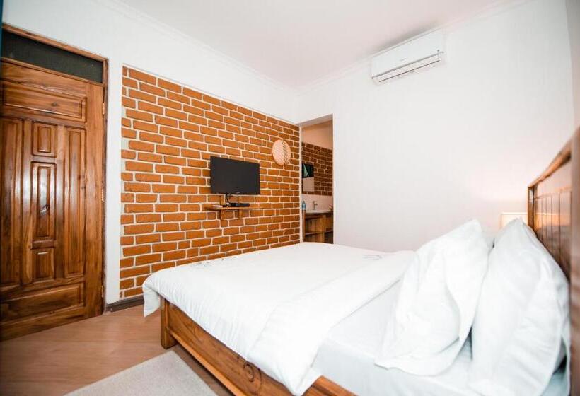 Номер Стандарт, Katiti Lodge