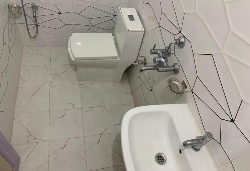 غرفة ديلوكس, Goroomgo Hotel Shree Gundicha Puri