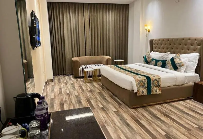 اتاق لوکس, One Earth Elegant Amritsar
