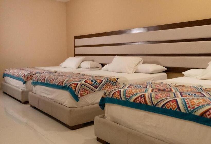 اتاق استاندارد سه نفره, Infinity Suites Habitación Triple 211