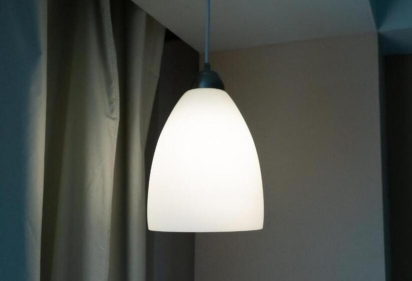 اتاق استاندارد سه نفره, Infinity Suites Habitación Triple 211