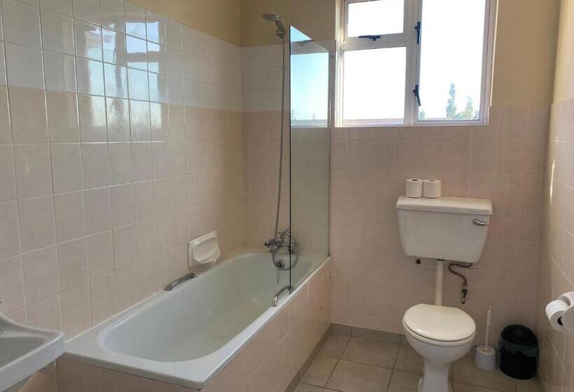 חדר סטנדרט יחיד, St Luke S Retreat Centre And Guest House